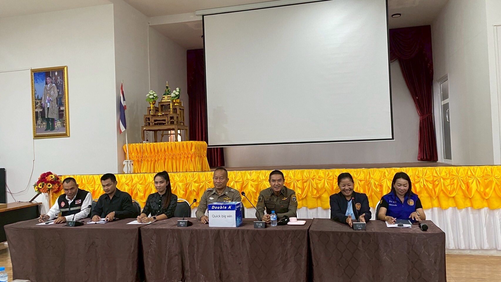  Kick off การจัดประชาคมการป้องกัน และแก้ไขปัญหายาเสพติด ตามแผนปฎิบัติการ"รวมพลังรักศรัทธาแก้ไขปัญหายาเสพติดแบบบูรณาการ"Quick Big Win *ในรูปแบบ การทอดผ้าป่ายาเสพติด*